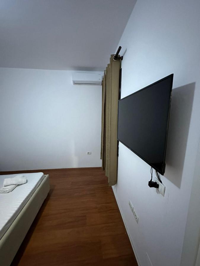 Elby Apartments Берат Экстерьер фото