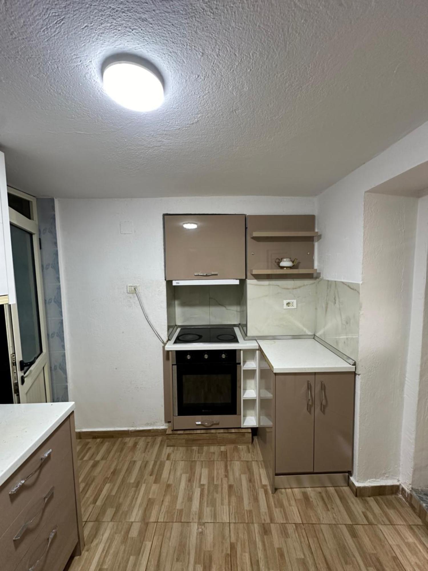 Elby Apartments Берат Экстерьер фото