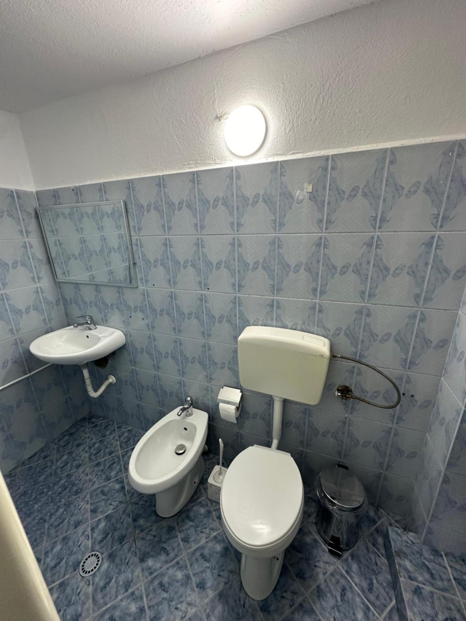 Elby Apartments Берат Экстерьер фото